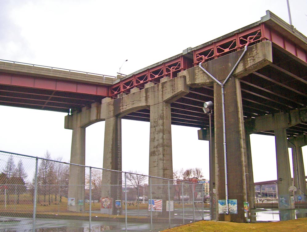 Bridge girder